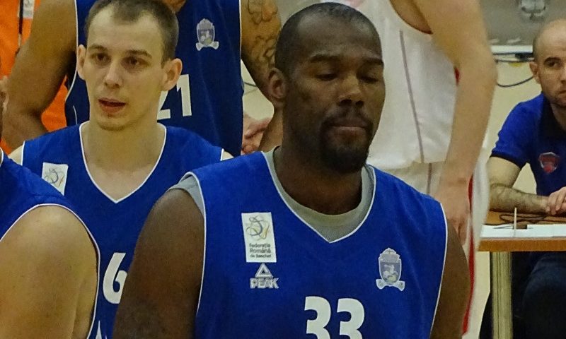 Christopher Lee a plecat de la CSU Sibiu