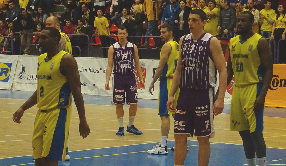 Chris Cooper, Alecsandar Mladenovic