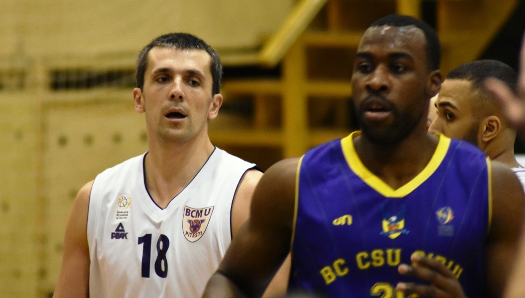 Chris Cooper continua cu CSU Sibiu