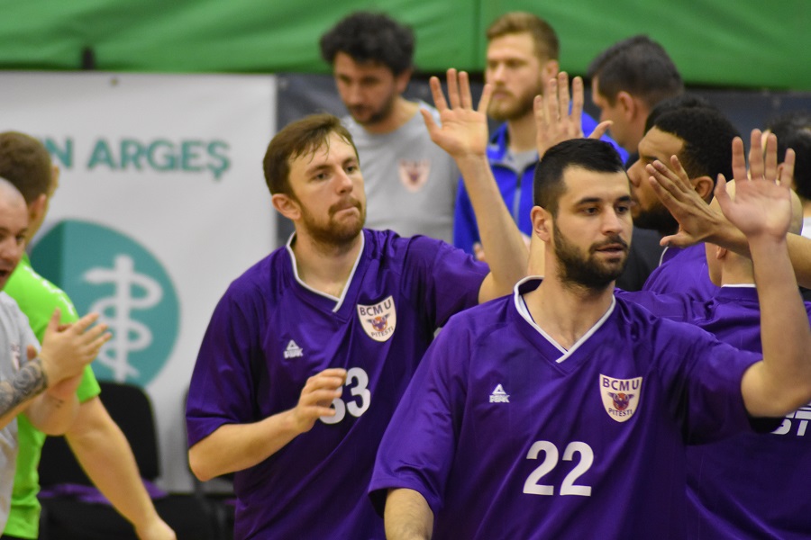 Lucian Chirof si Cornel Alexiu, inca un sezon la BCMU Pitesti