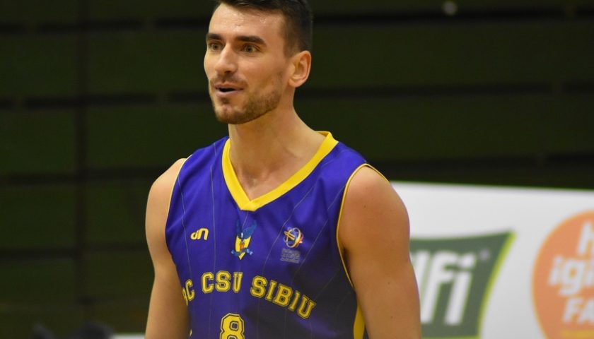 Radu Paliciuc, meci bun facut contra CSM CSU Oradea